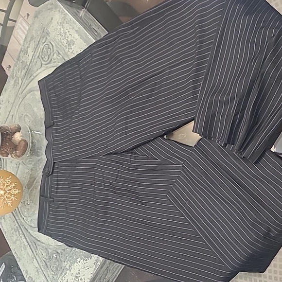 GIORGIO ARMANI Men's WOOL STRIPPED SUIT LARGE Like New - Picture 6 of 13